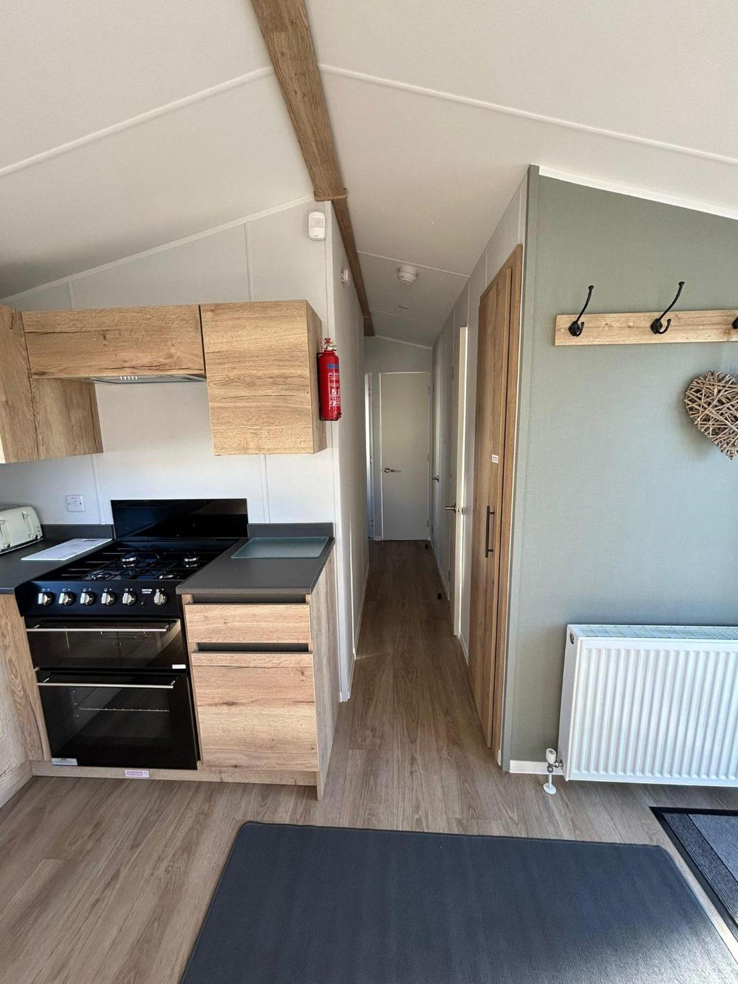 Beautiful 8 Berth Caravan With Decking At Naze Marine Ref 17344br Campsite *